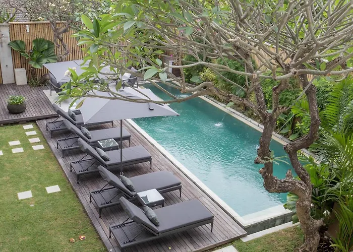 Mahasari Villa *